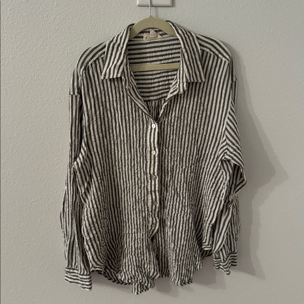 Striped Gray and White Top
